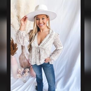 NEW Blouse Floral Print Lace Long Sleeve Top SIZE Large BOUTIQUE